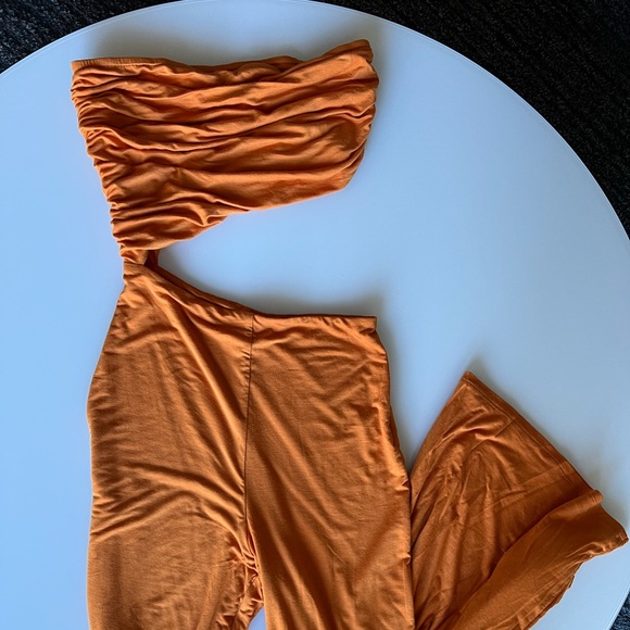House of Harlow 1960 Pants - House of Harlow 1960 orange jumpsuit
